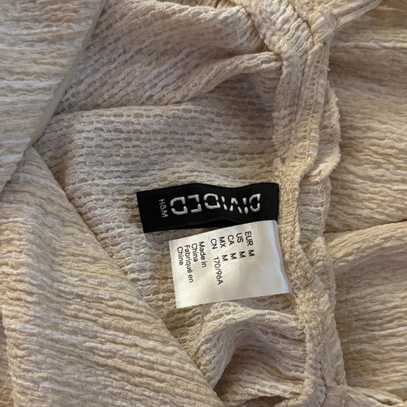 H&M Textured Beige Top - Picture 2 of 3
